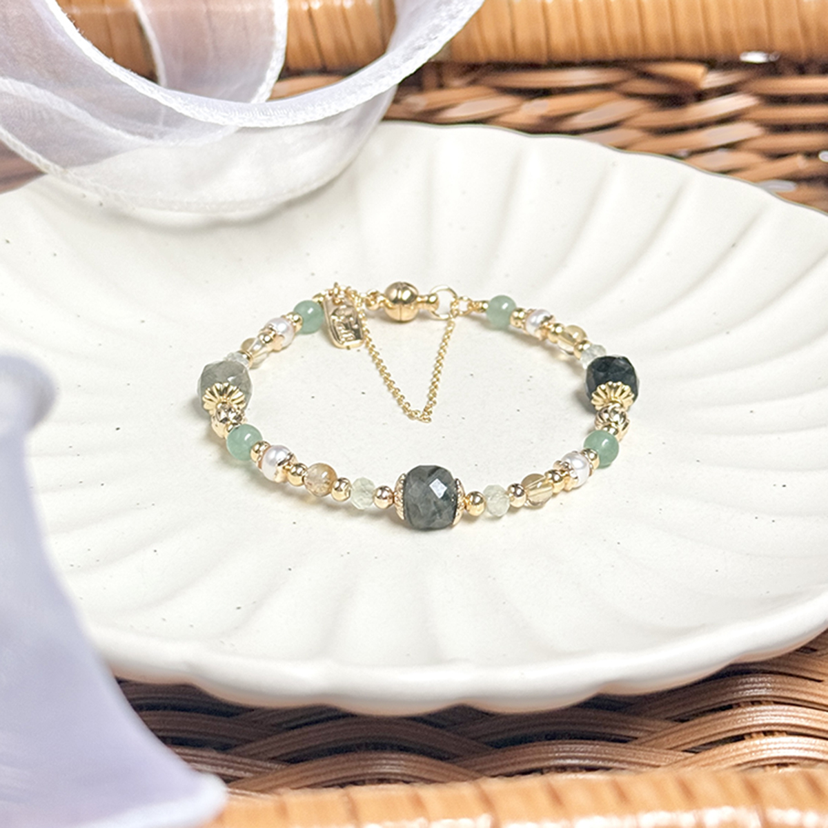 生日花 • 肆月壹 • 山靛 – 綠髮晶 – 手鍊