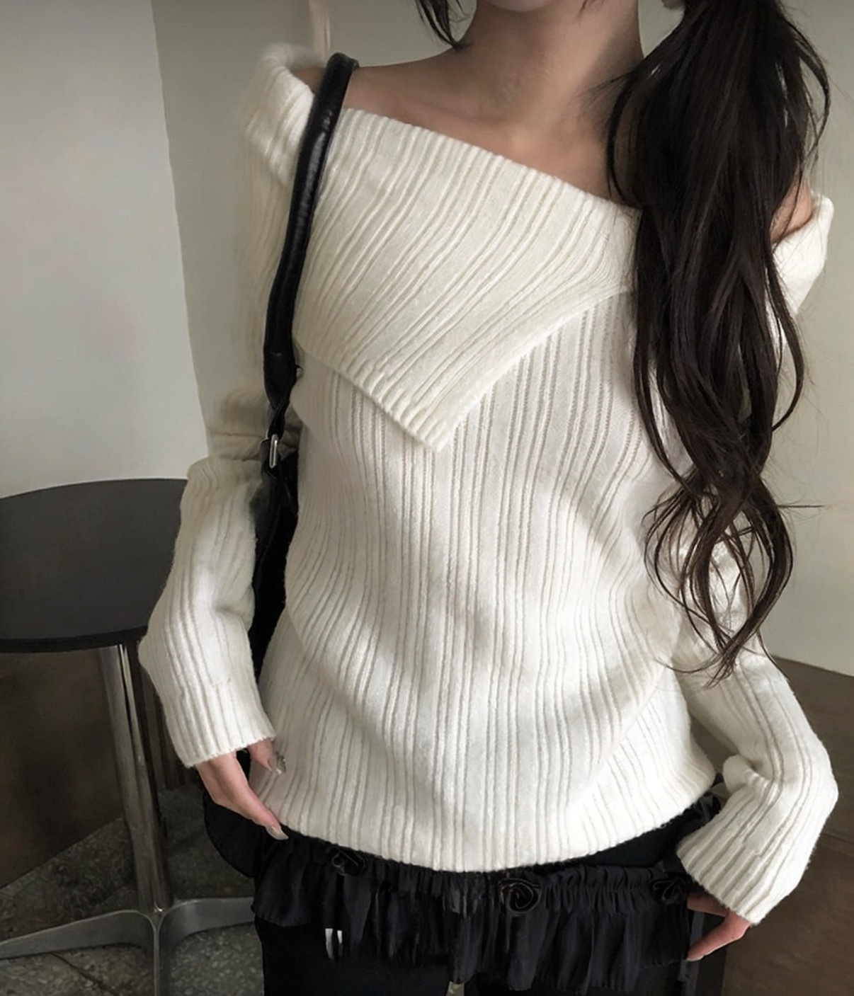 雙領露肩針織衫