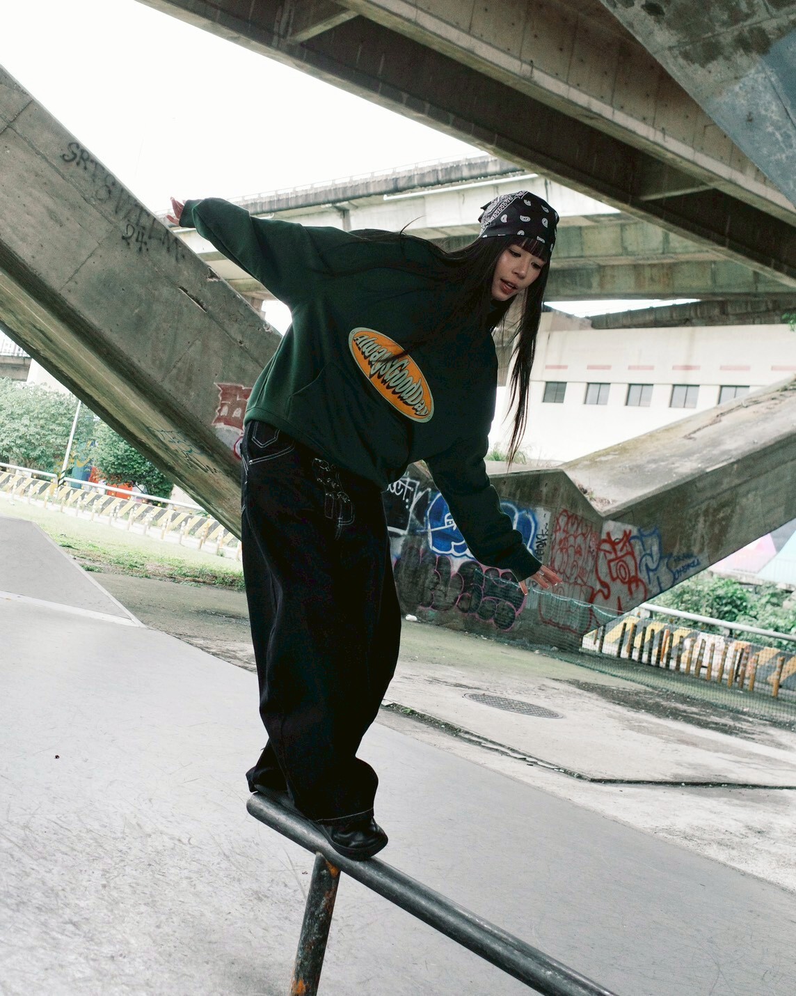 『AlwaysGoodDay』AGD Logo 立領 拉鍊 半開襟 上衣