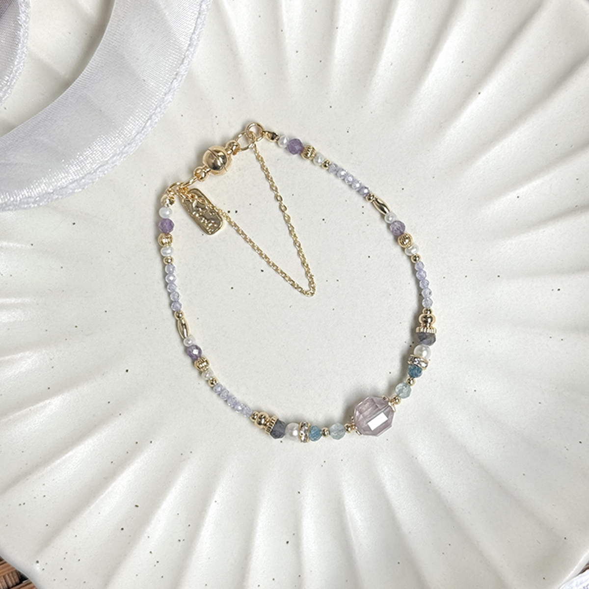 生日花 • 陸月貳陸 • 藍薊花 – 紫水晶 – 手鍊