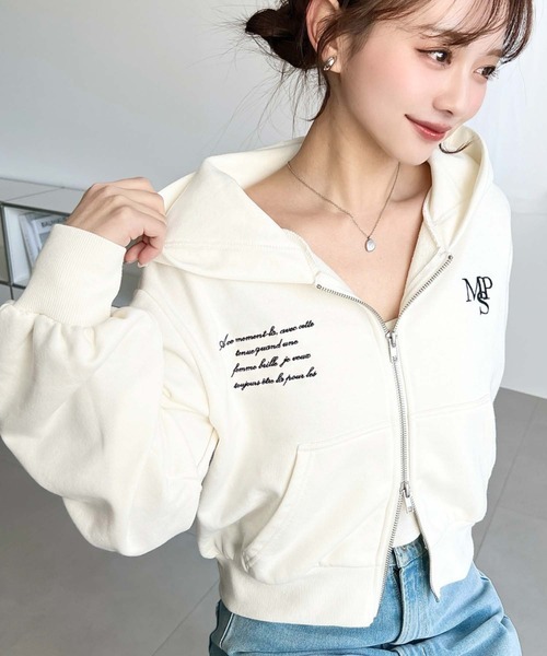 日本🇯🇵連線 Moment+ 品牌Logo刺繡短版拉鍊連帽外套 外套 運動外套 連帽外套 休閒 短版 長袖 4色(任買兩件711免運)/預購