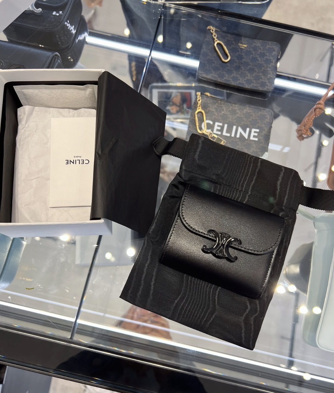 【逢甲 FUZZY】Celine Small Flap Wallet TRIOMPHE IN Shiny calfskin 凱旋門 全黑 皮夾 亮面 黑扣