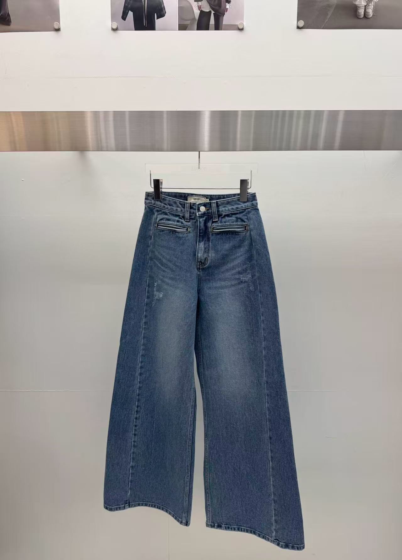J20 微闊腿版型牛仔褲 S/M