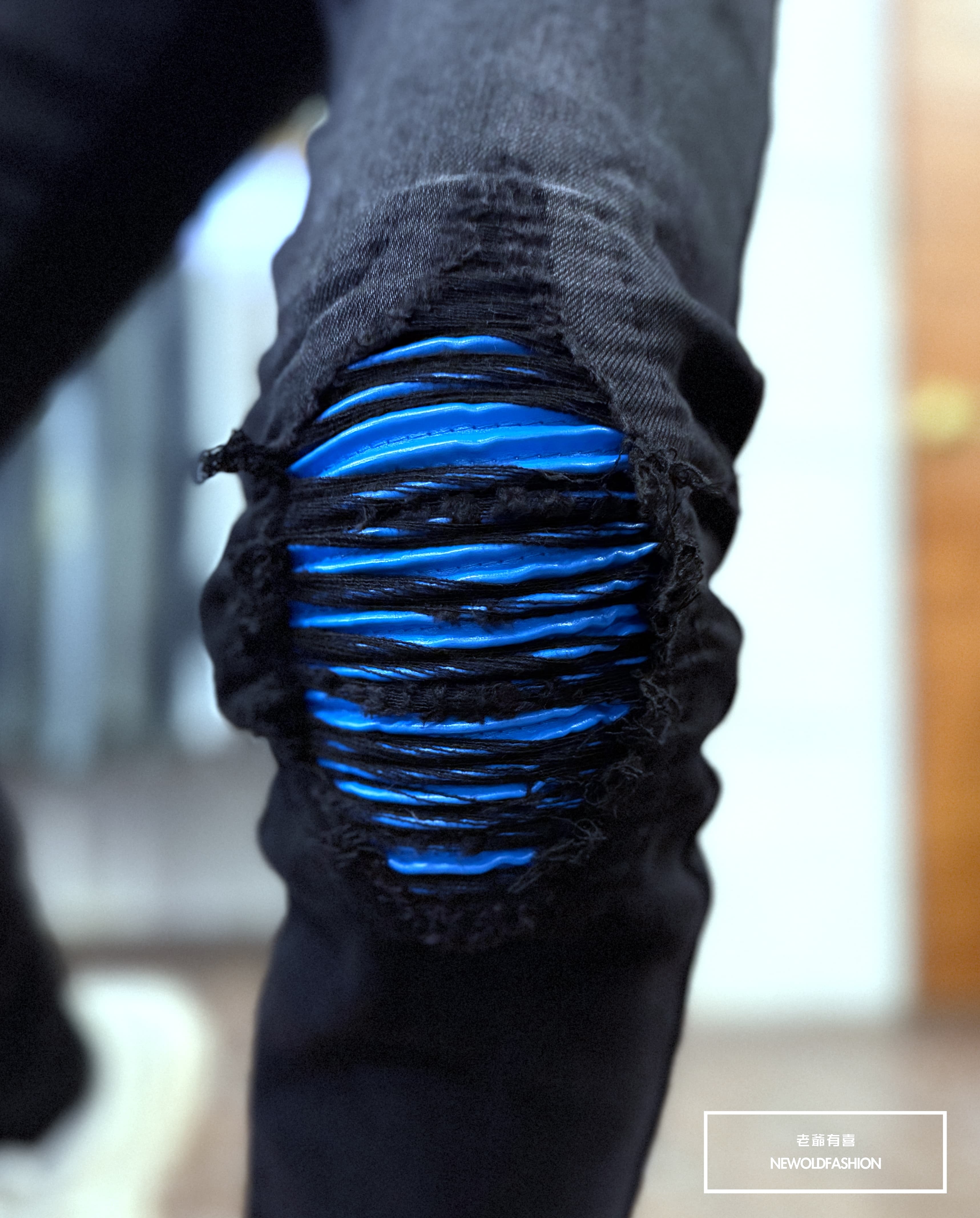 『官網限定』重磅闇黑仿舊幽藍皮革小直筒(NOF2601K3003)