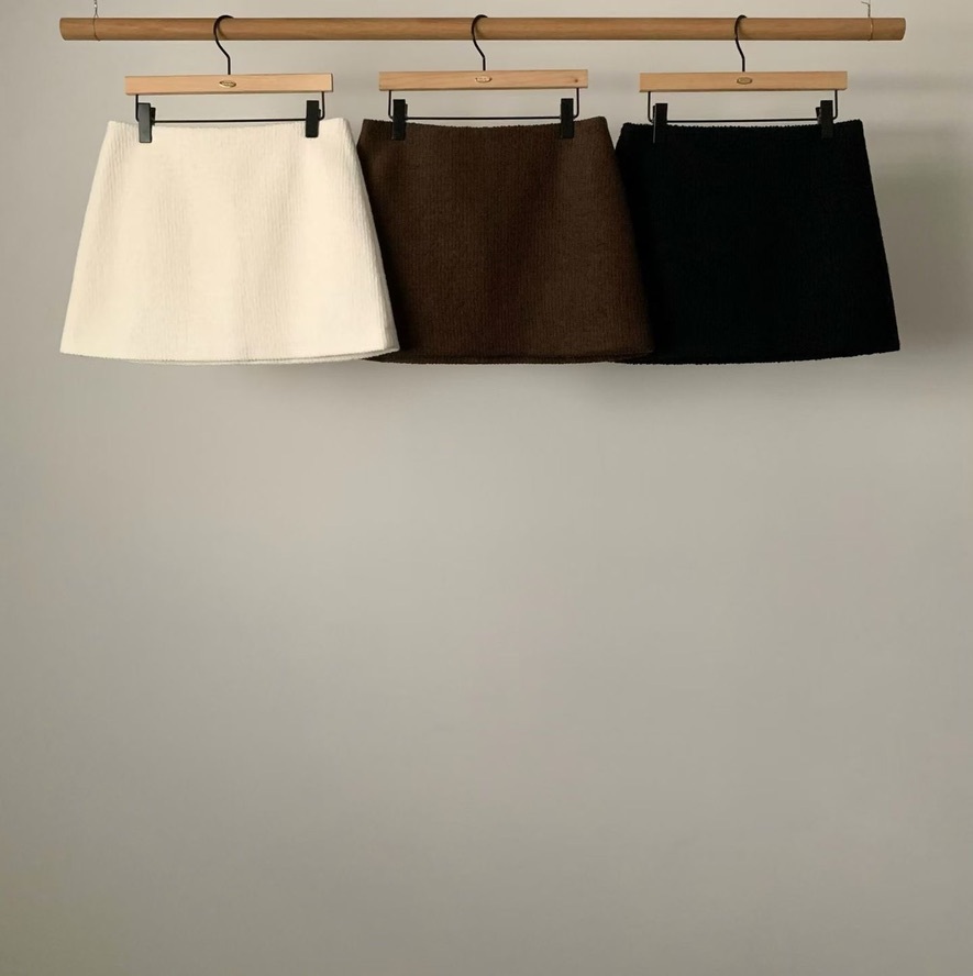 J34 低腰羊毛短裙S/M（白/咖）