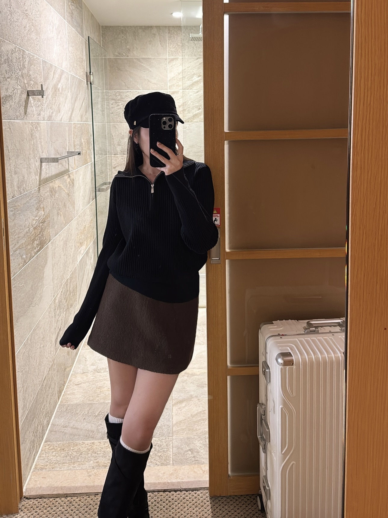 J34 低腰羊毛短裙S/M（白/咖）