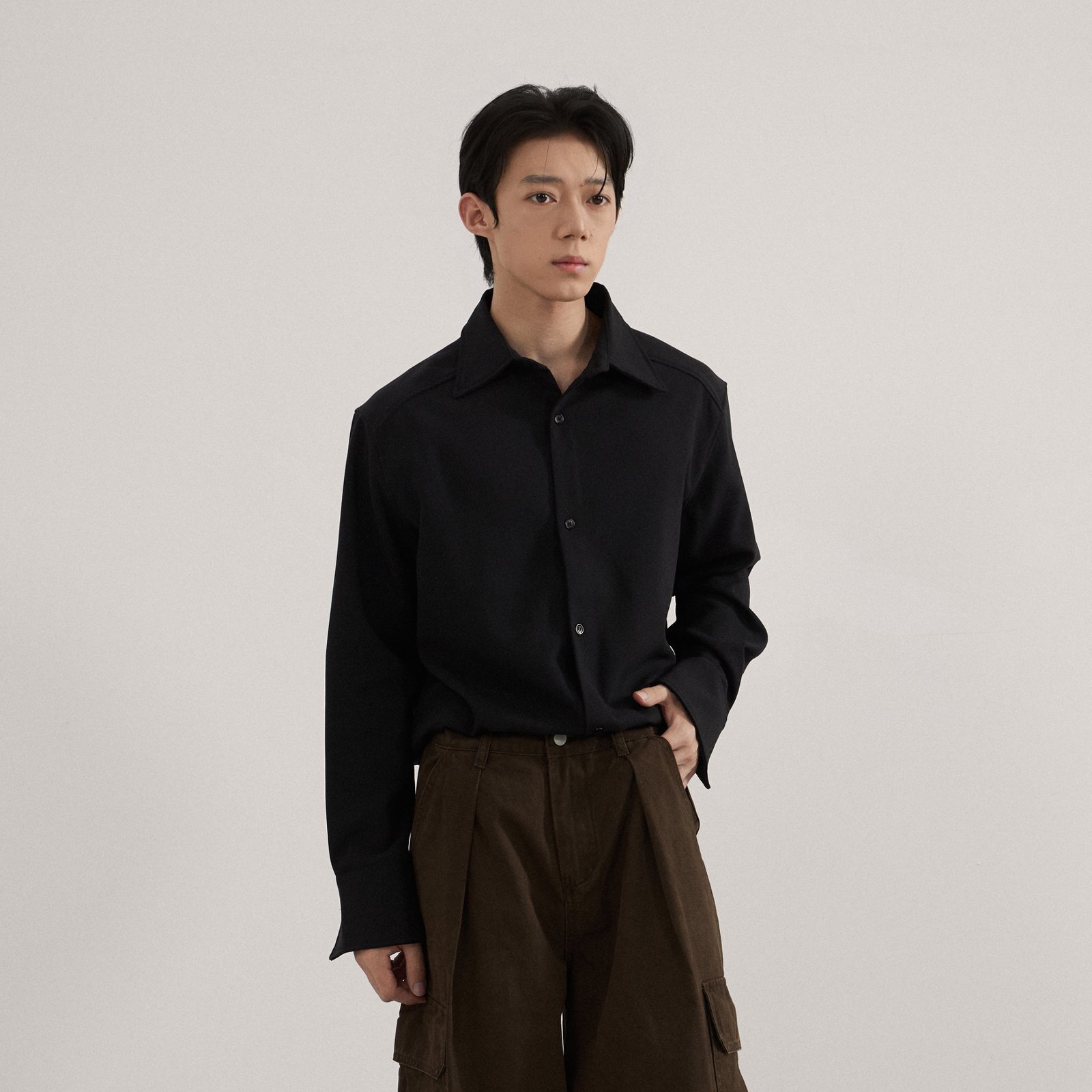 - SIMPLEACTION - 韓系小眾設計感老錢風長袖襯衫