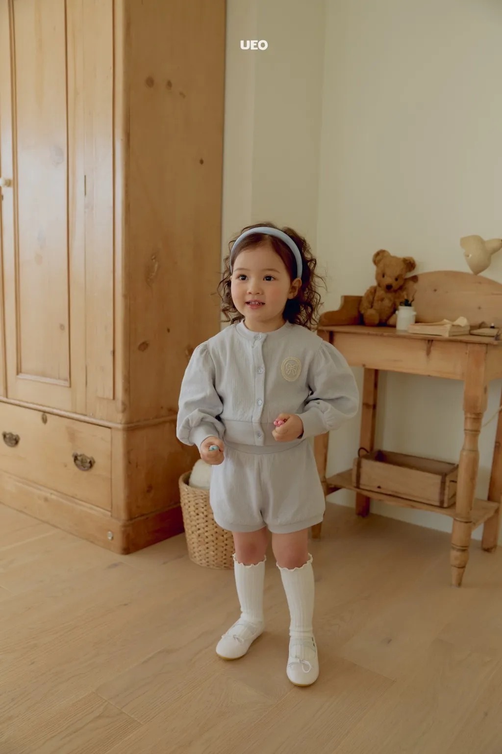 UEO 蕾絲蝴蝶結小花釦開衫套裝 / 2色