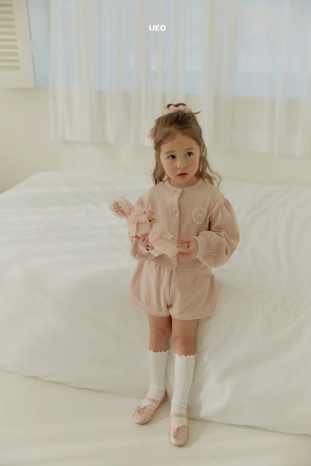 UEO 蕾絲蝴蝶結小花釦開衫套裝 / 2色