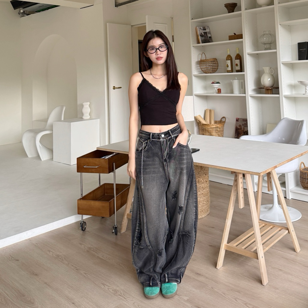 帥的那種🖤補釘破壞軟料彎刀牛仔褲(S-M)