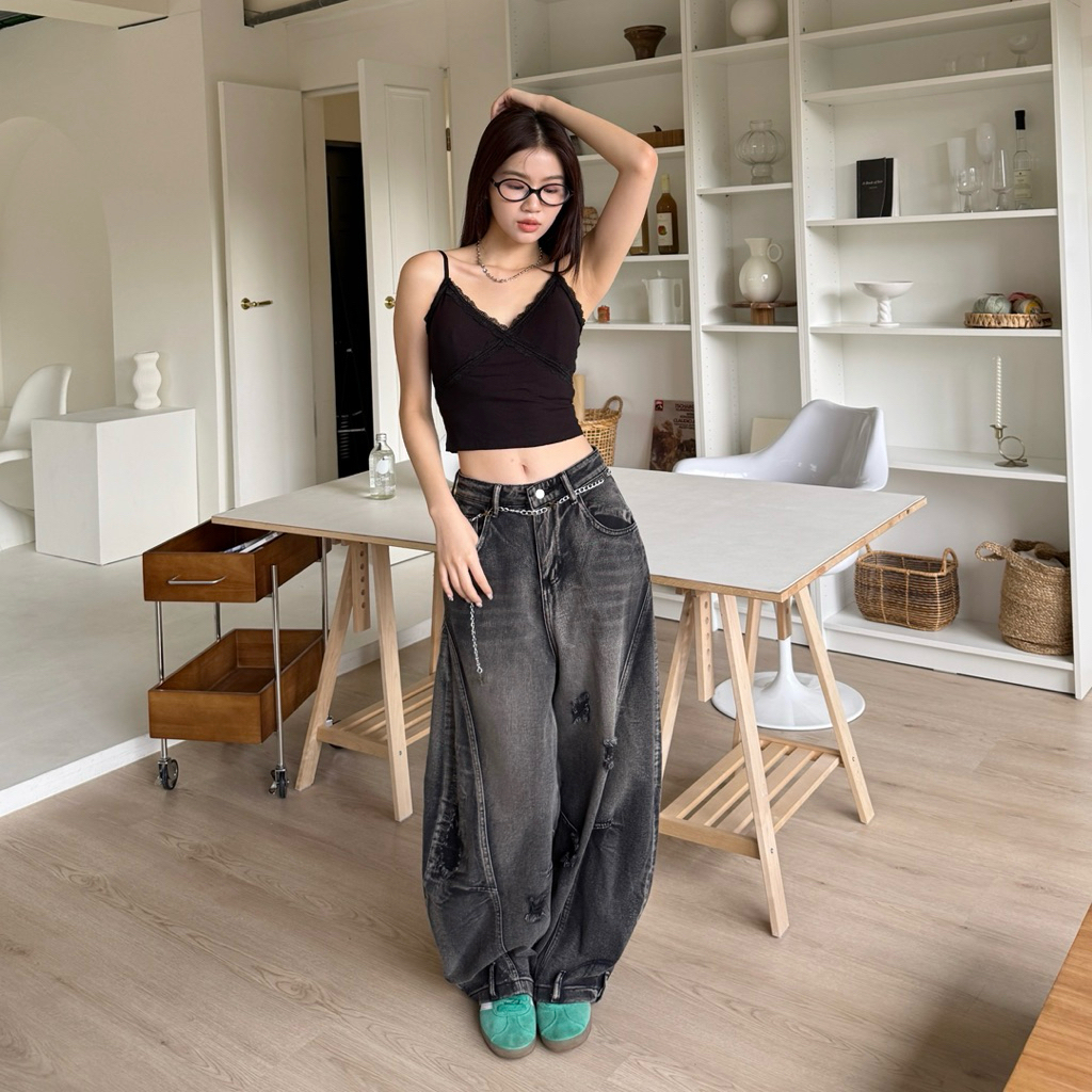 帥的那種🖤補釘破壞軟料彎刀牛仔褲(S-M)