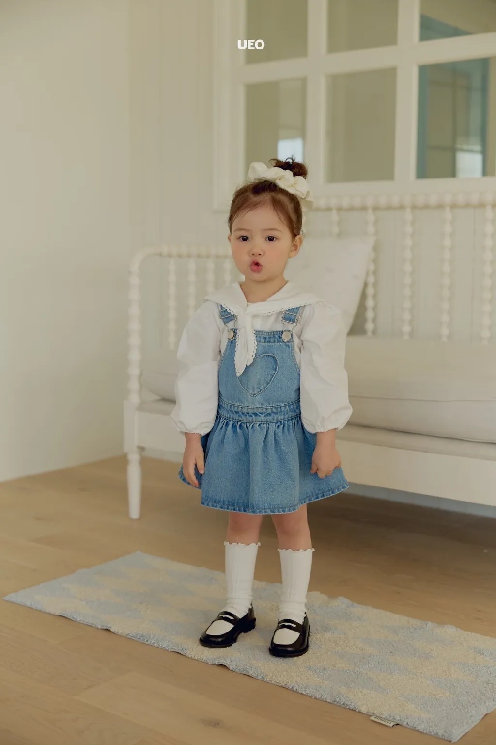 UEO 牛仔愛心吊帶裙