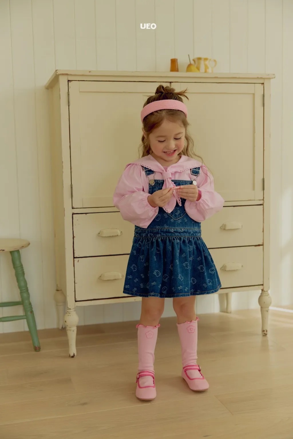 UEO KT 牛仔愛心吊帶裙