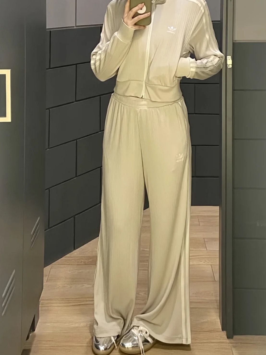 ADIDAS ORIGINALS TRACK TOP 超韓系 立領 三條線 套裝