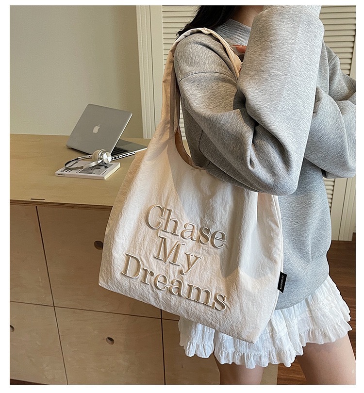 【 限量現貨 】Chase My Dreams 提袋