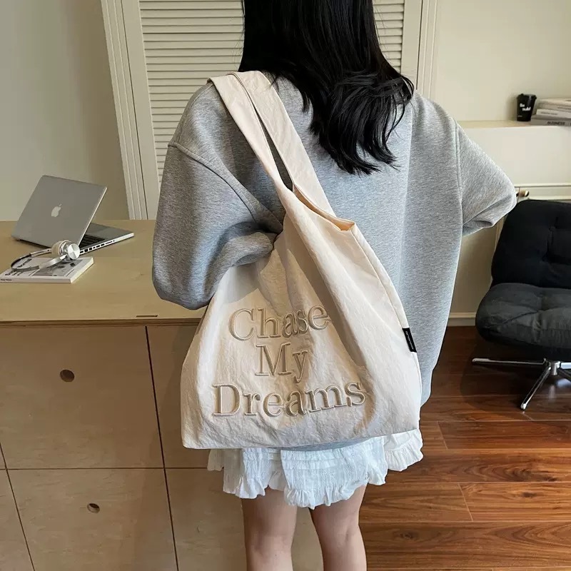 【 限量現貨 】Chase My Dreams 提袋