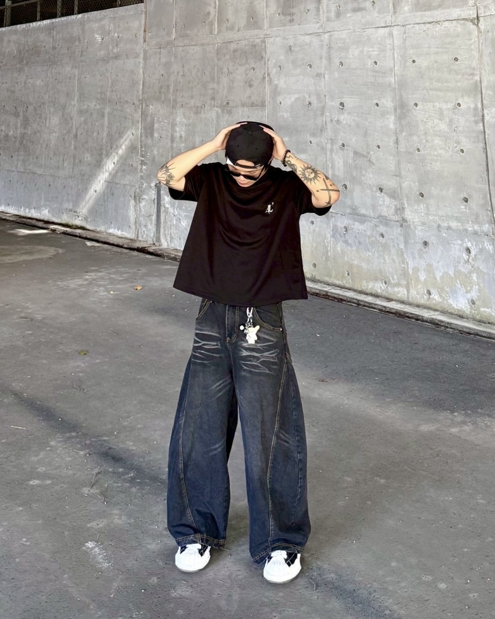 BOXY AL 刺繡 寬短 短袖 短T