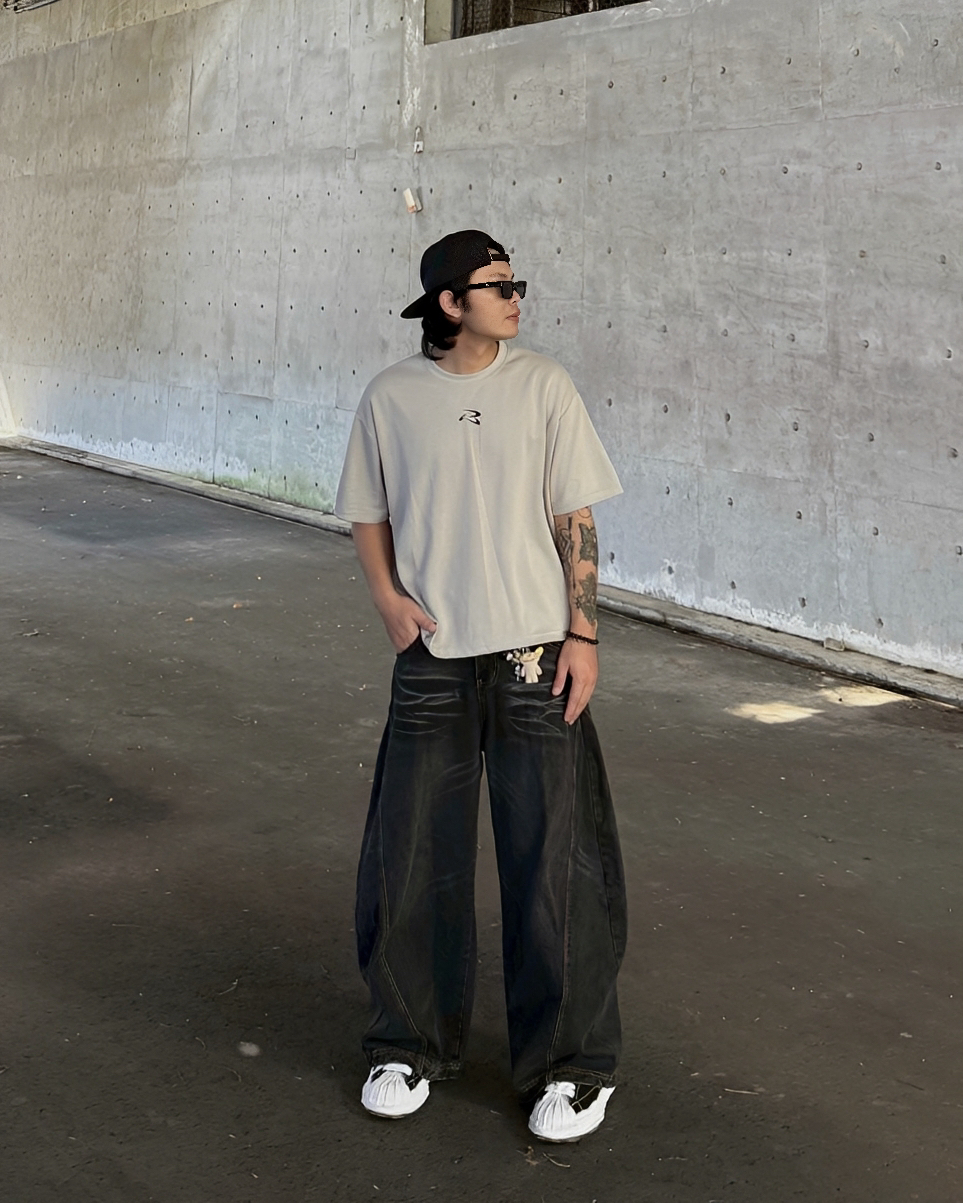 BOXY 飛鏢 刺繡 寬短 短袖 短T