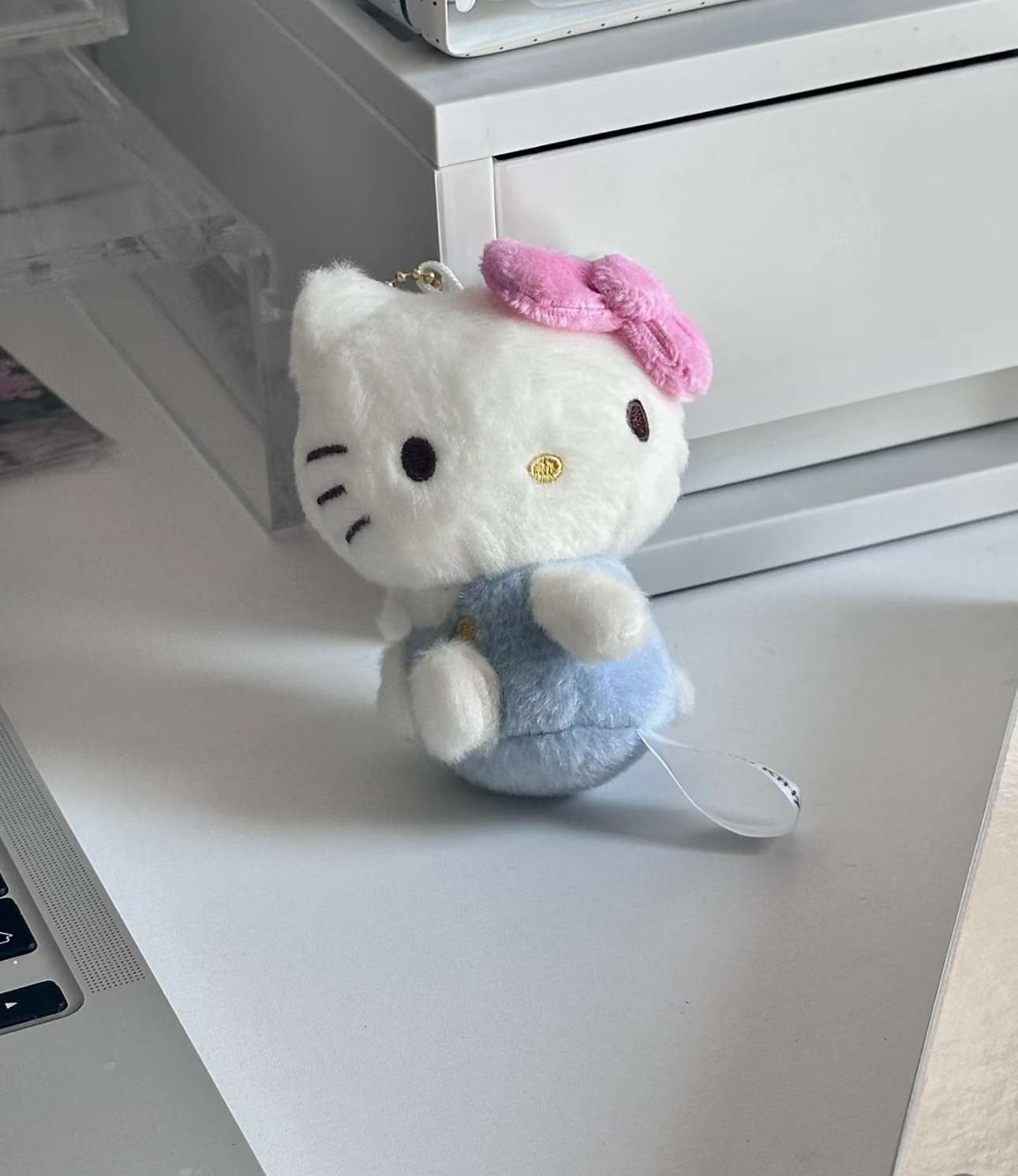 【 限量現貨 】Kitty 復古貓貓側身吊飾 日本