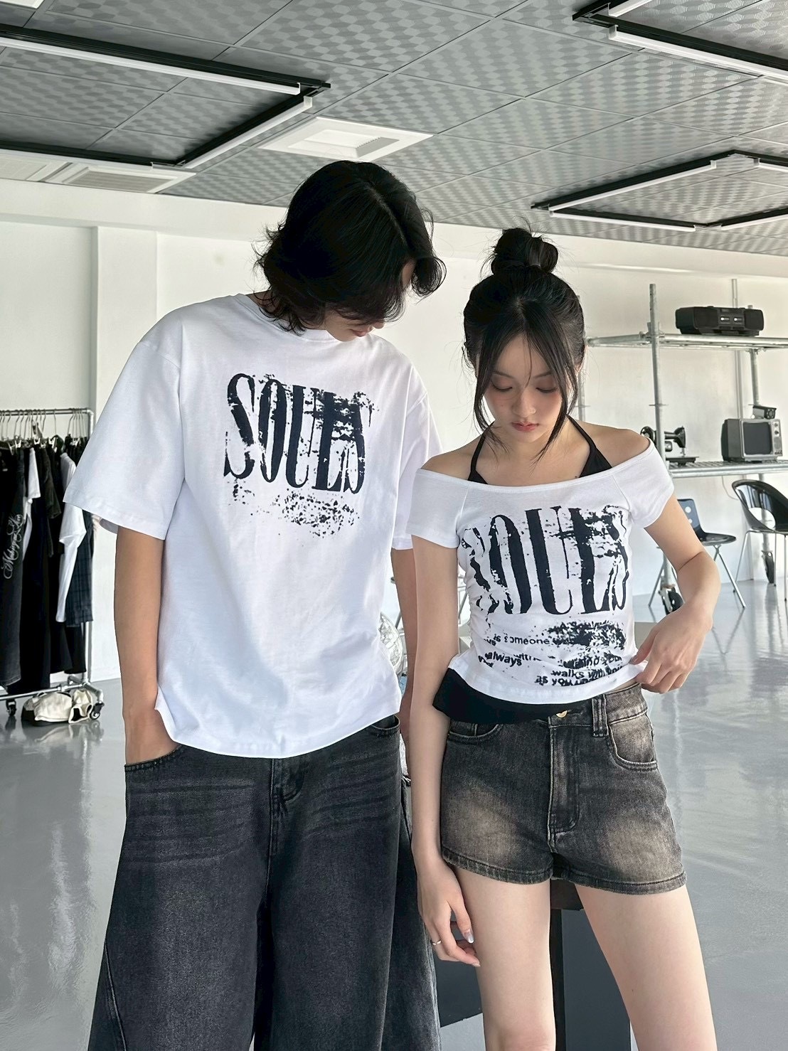 mmb低彩斑駁刷裂字母情侶tee