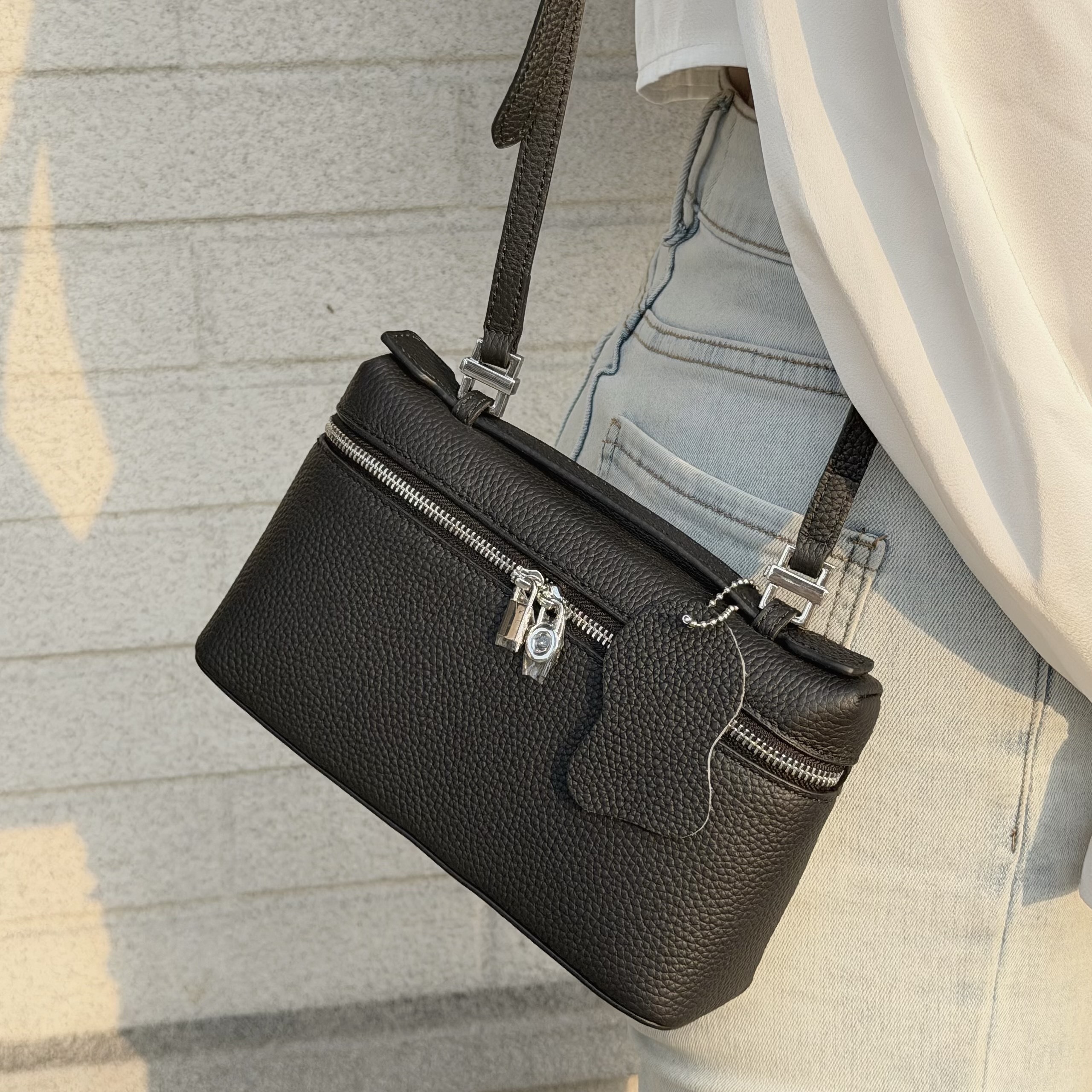 H05牛皮拉鍊飯盒包