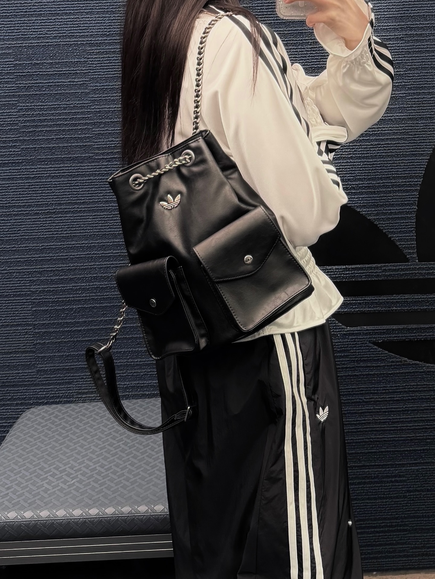 Adidas Originals FLIP 小香風 黑銀色 皮革 口袋 雙肩包 鏈條包 後背包 KW4750