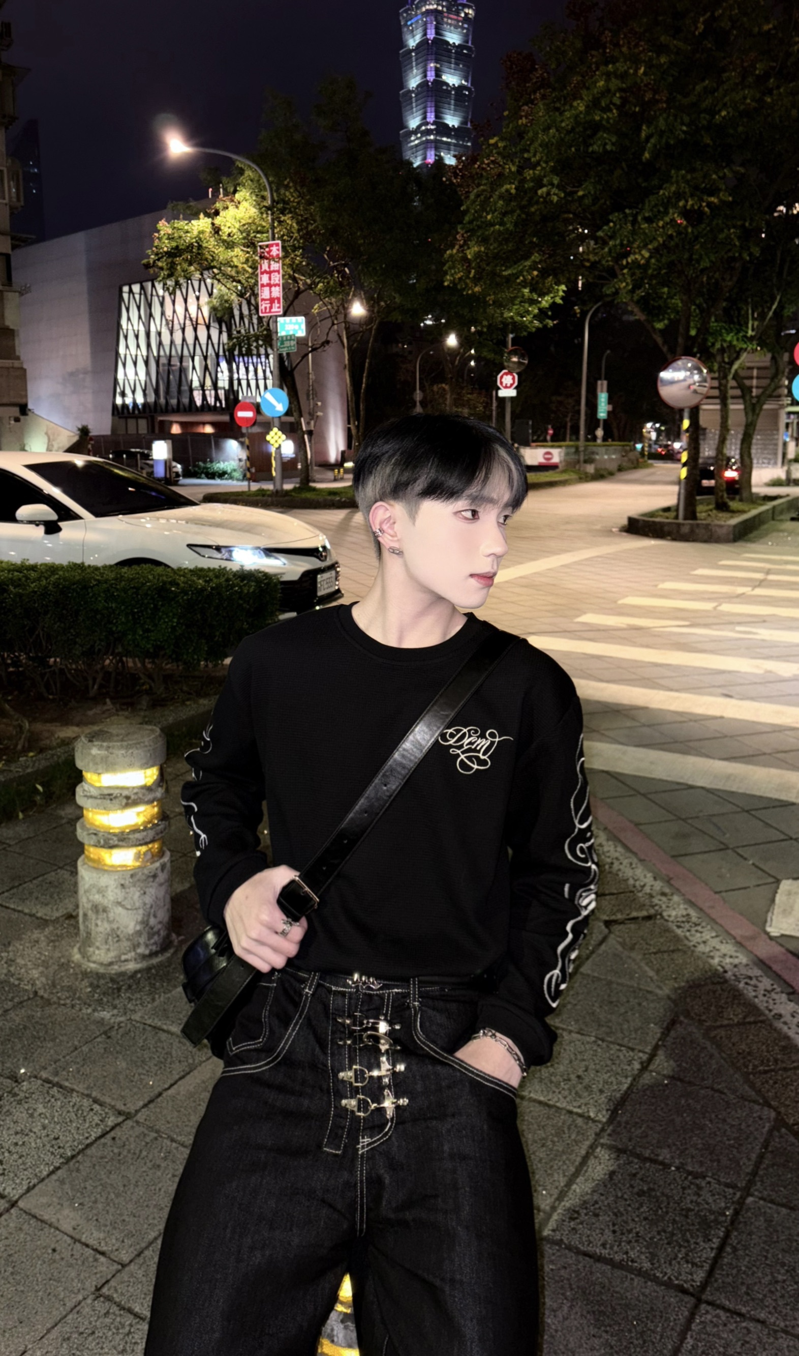 (GOAL) DCM 華夫格短寬 BOXY 草寫字體長袖