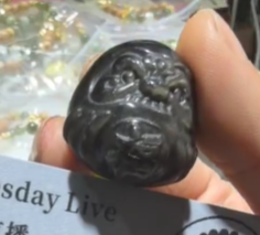 260218 - G72  銀曜石達摩上下打孔擺件1粒