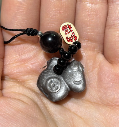 260218 - G77 銀曜石小肥馬掛飾1件