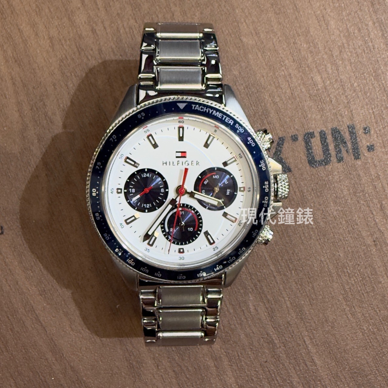 【Tommy Hilfiger】Clark 男士白色腕錶 1792238 44mm  現代鐘錶