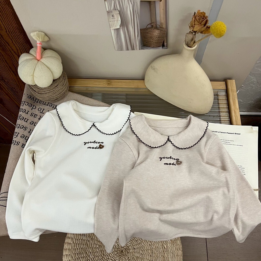 氣質黑邊娃娃領上衣