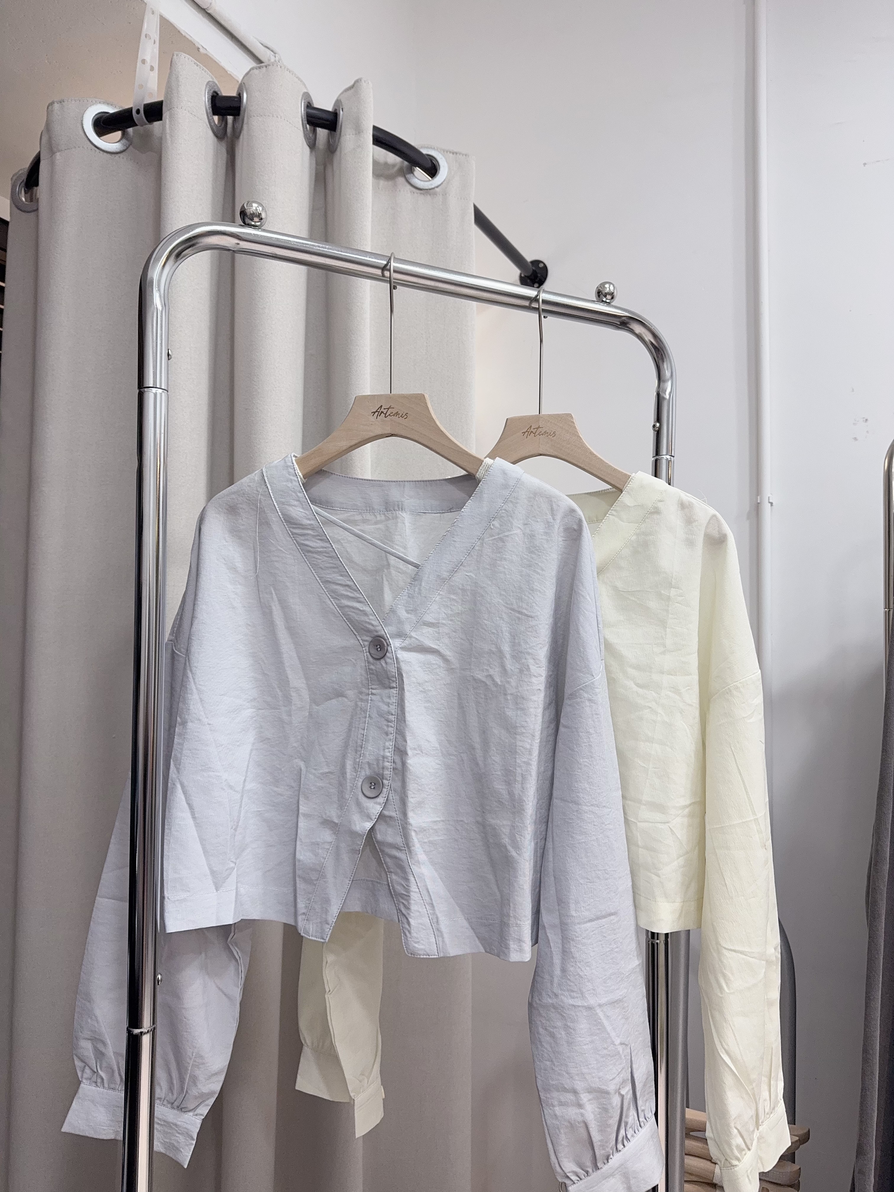 V領斜帶裇衫🩵