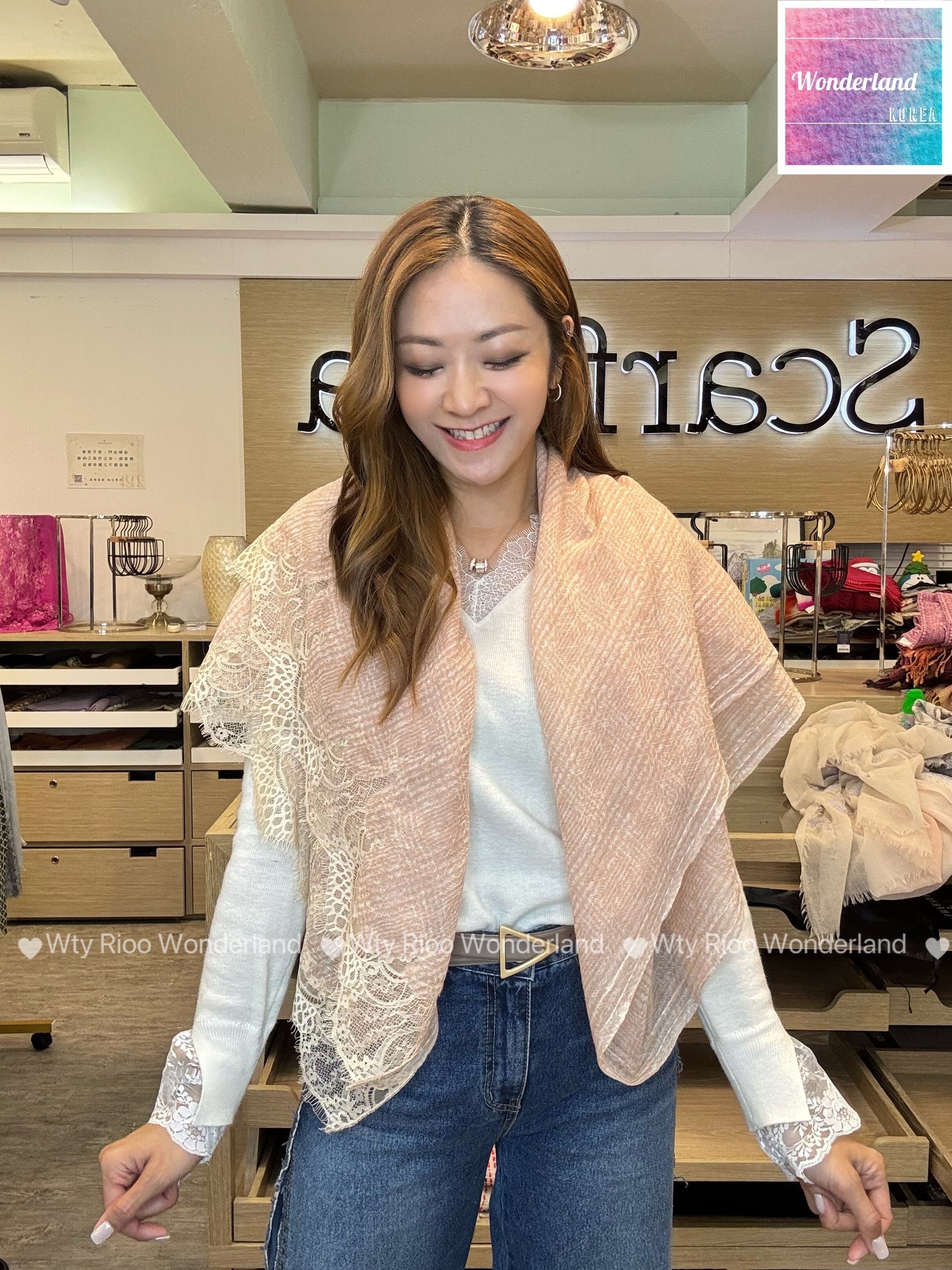 W021904 蓮藕粉拼lace(fine wool)頸巾