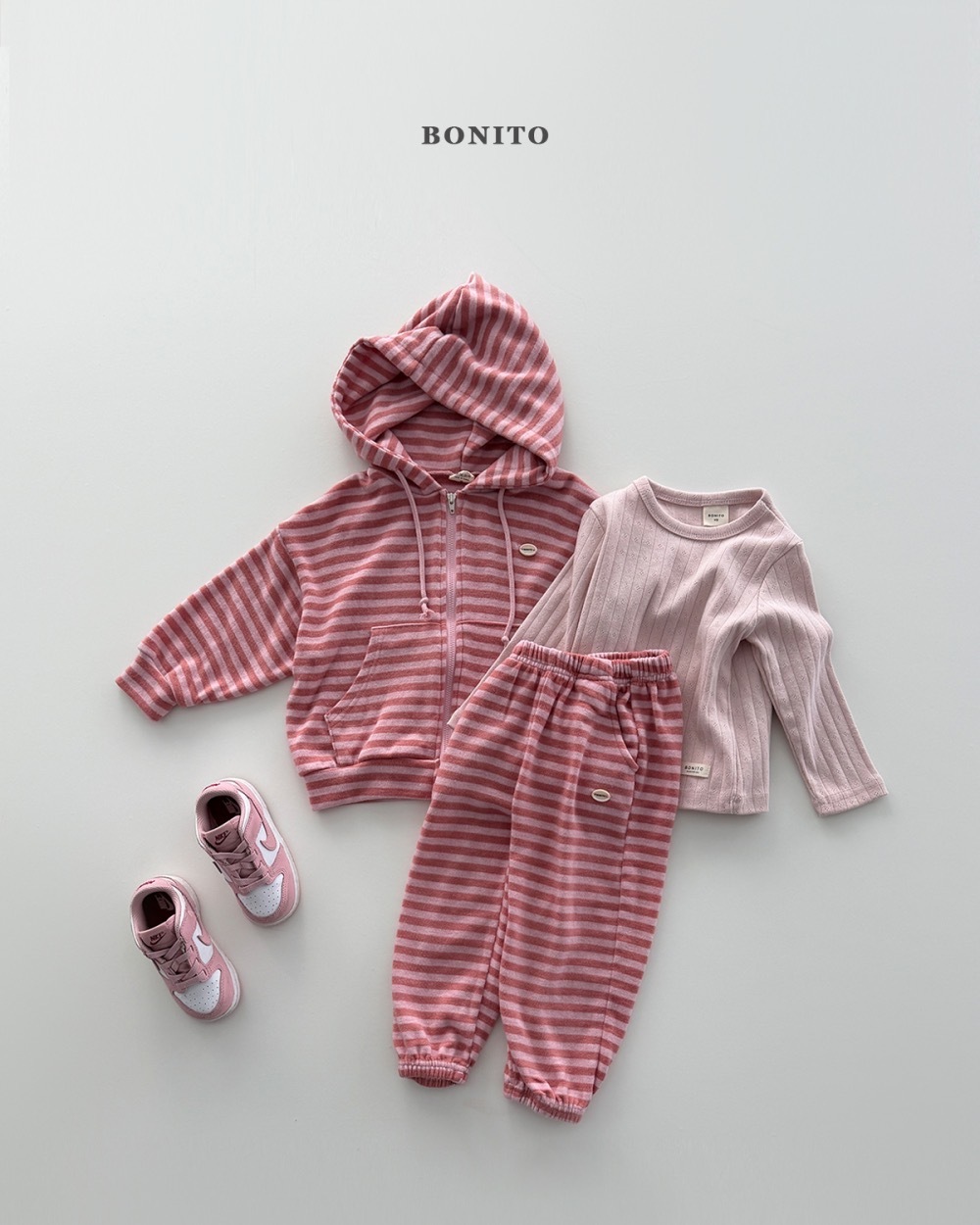 Bonito 圓標條紋縮口褲 / 3色