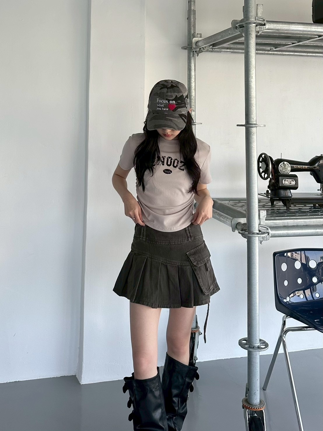 小口袋洗色單寧百褶裙