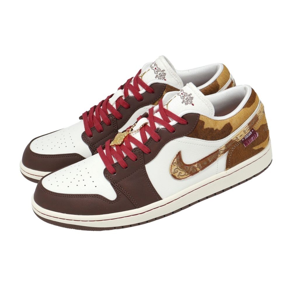 Nike Air Jordan 1 Low 馬年限定 麂皮 馬紋