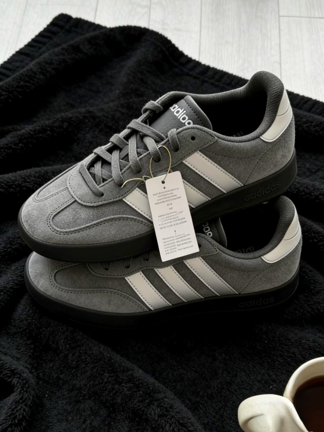 iSNEAKERS｜Adidas Barreda 深灰麂皮灰銀德訓鞋 KH6999