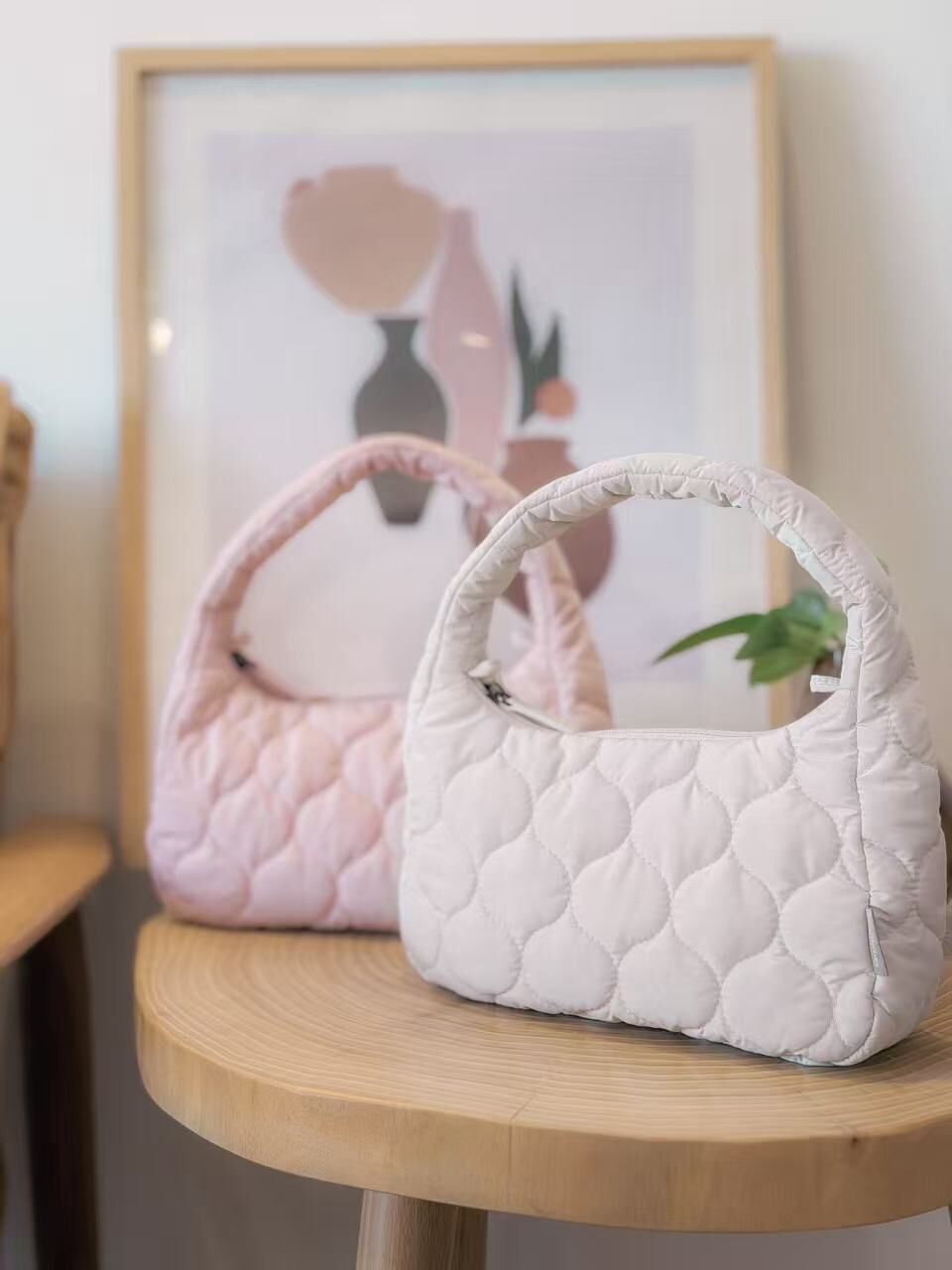 Qminica 輕功時尚雲朵朵小手袋