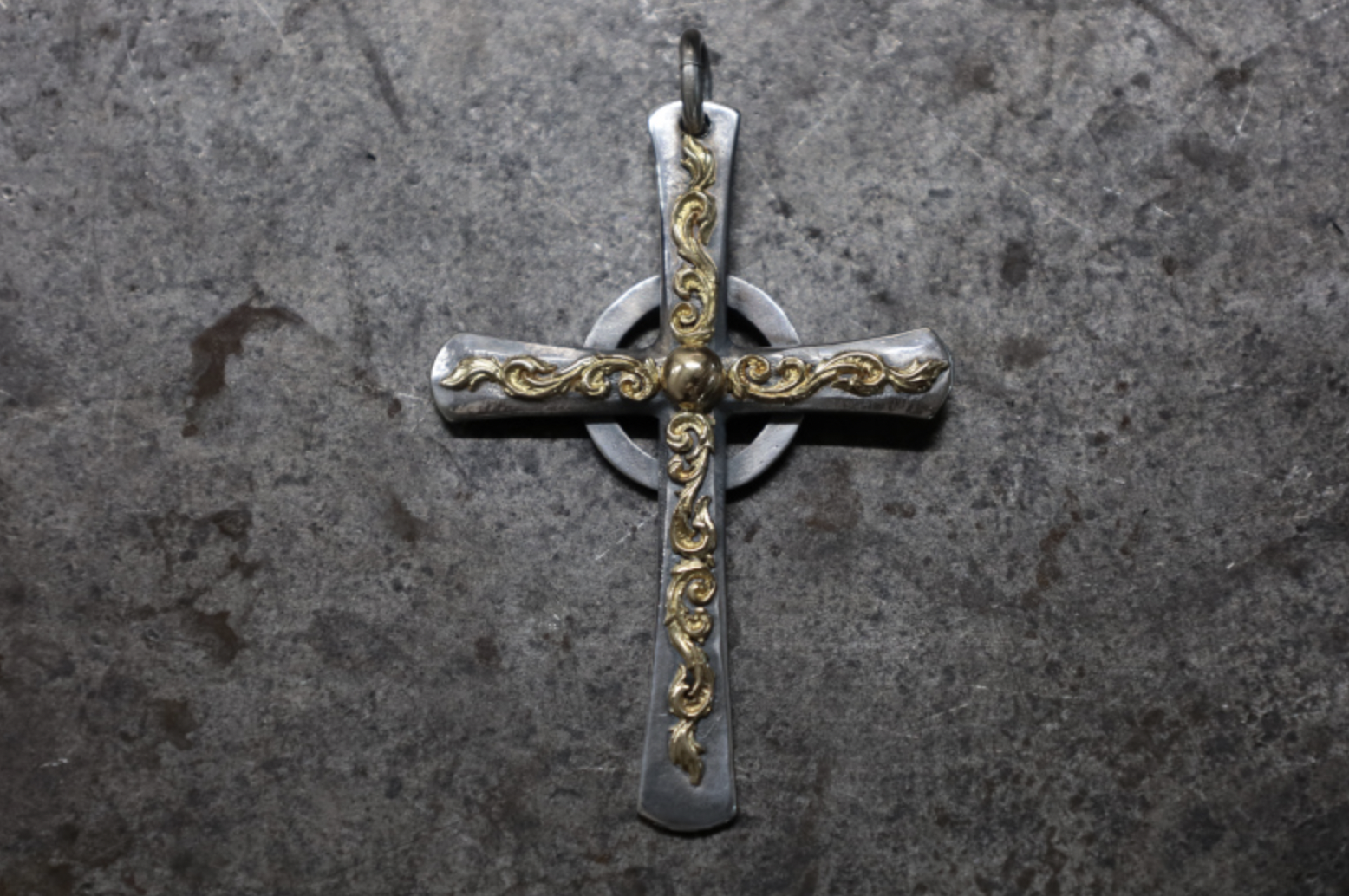 FC SE-1298 wheel cross w K18 scroll