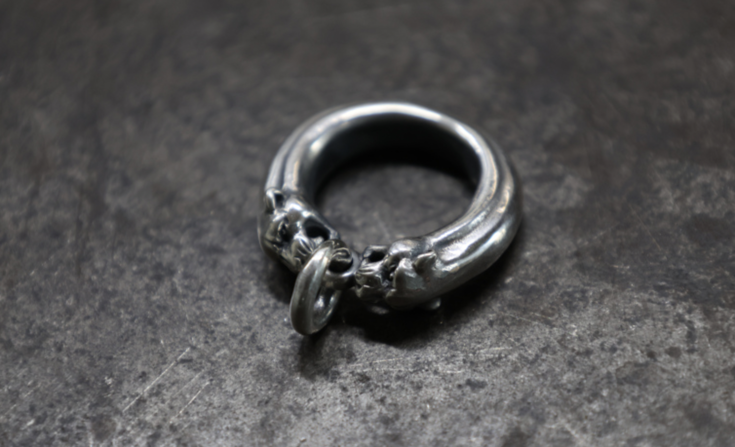 FC SE-1446 two panthers top