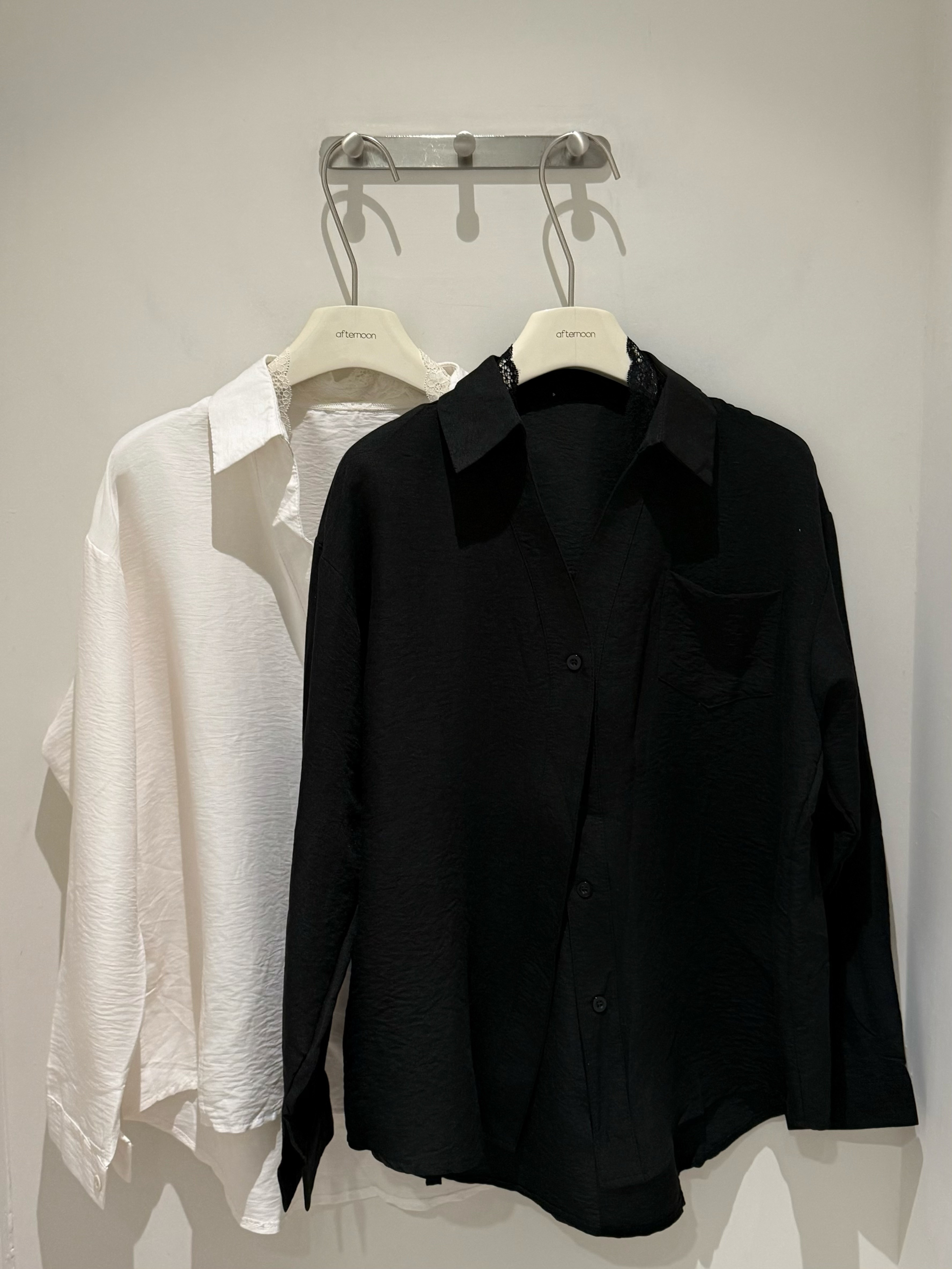 869 領口蕾絲襯衫