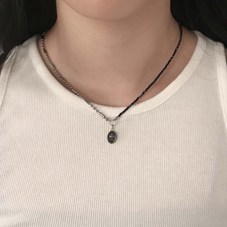 OFUSE half cross necklace 項鍊