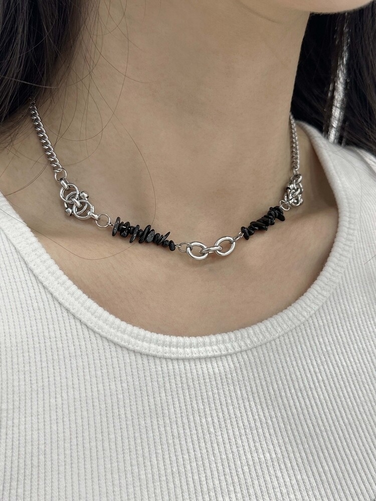 OFUSE gemstone necklace(black) 項鍊