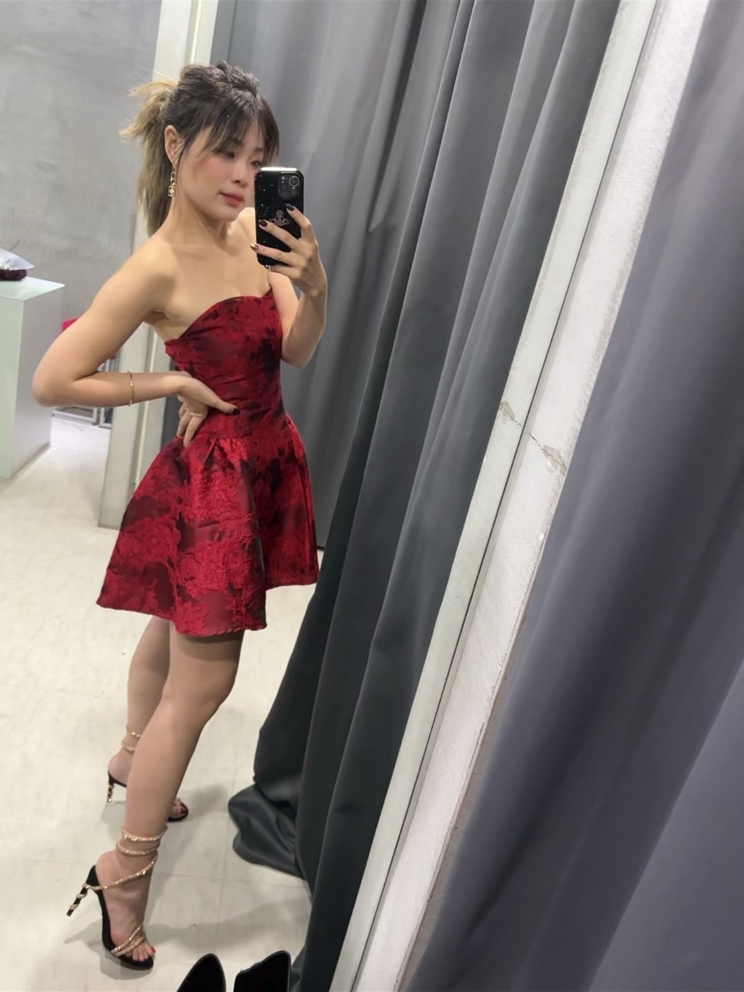 暈染刺繡 平口收腰小洋裝