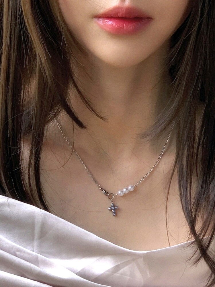 OFUSE pearl cross necklace 項鍊