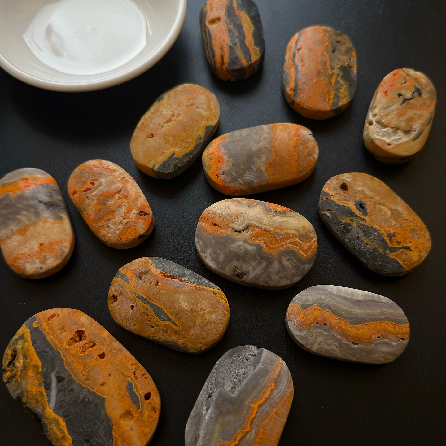 [原石] 大黃蜂碧玉 水晶把玩