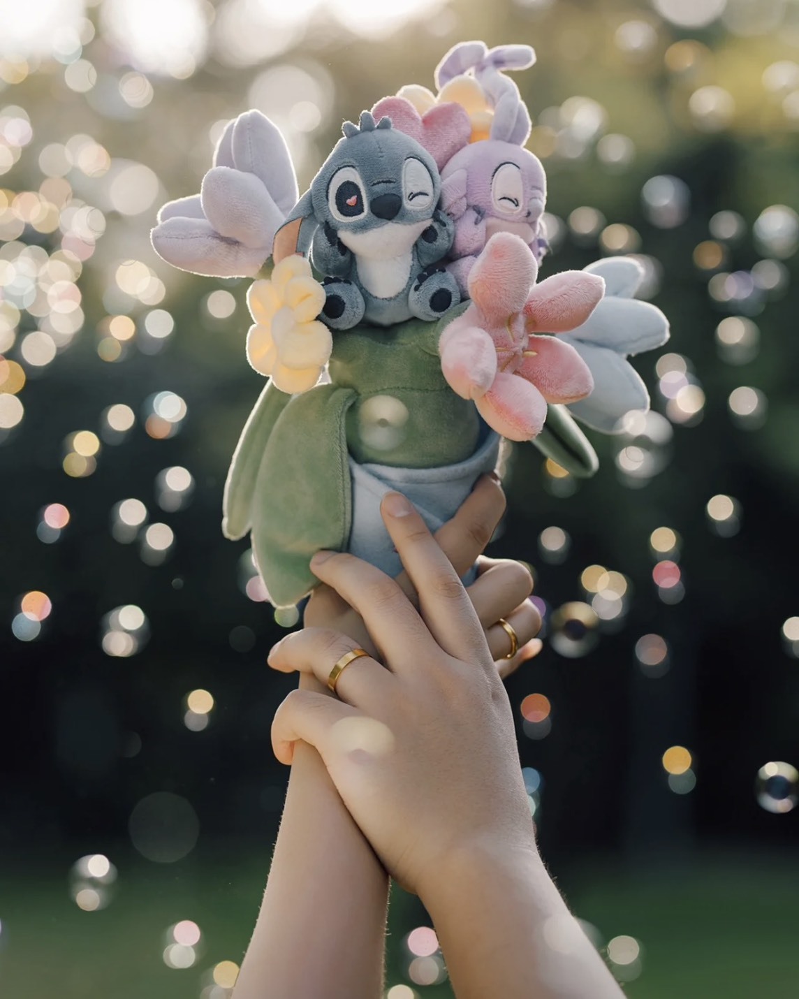 <送女友>正版授權 Disney 迪士尼 史迪奇 動物方程式 毛絨 娃娃 花束 2款