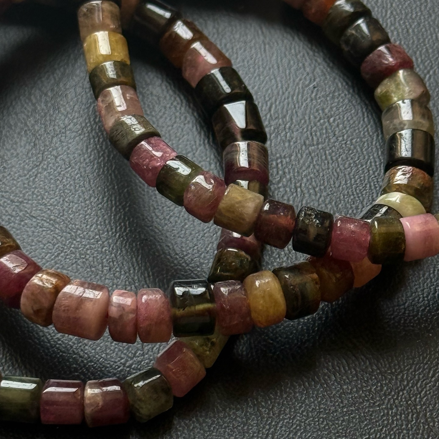 [原石] 西瓜碧璽 老礦料 扁珠水晶手串