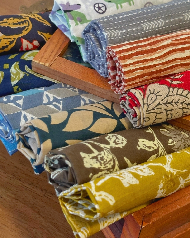 印度蓋染工藝純棉_50x50 萬用小方巾 （多色選購）