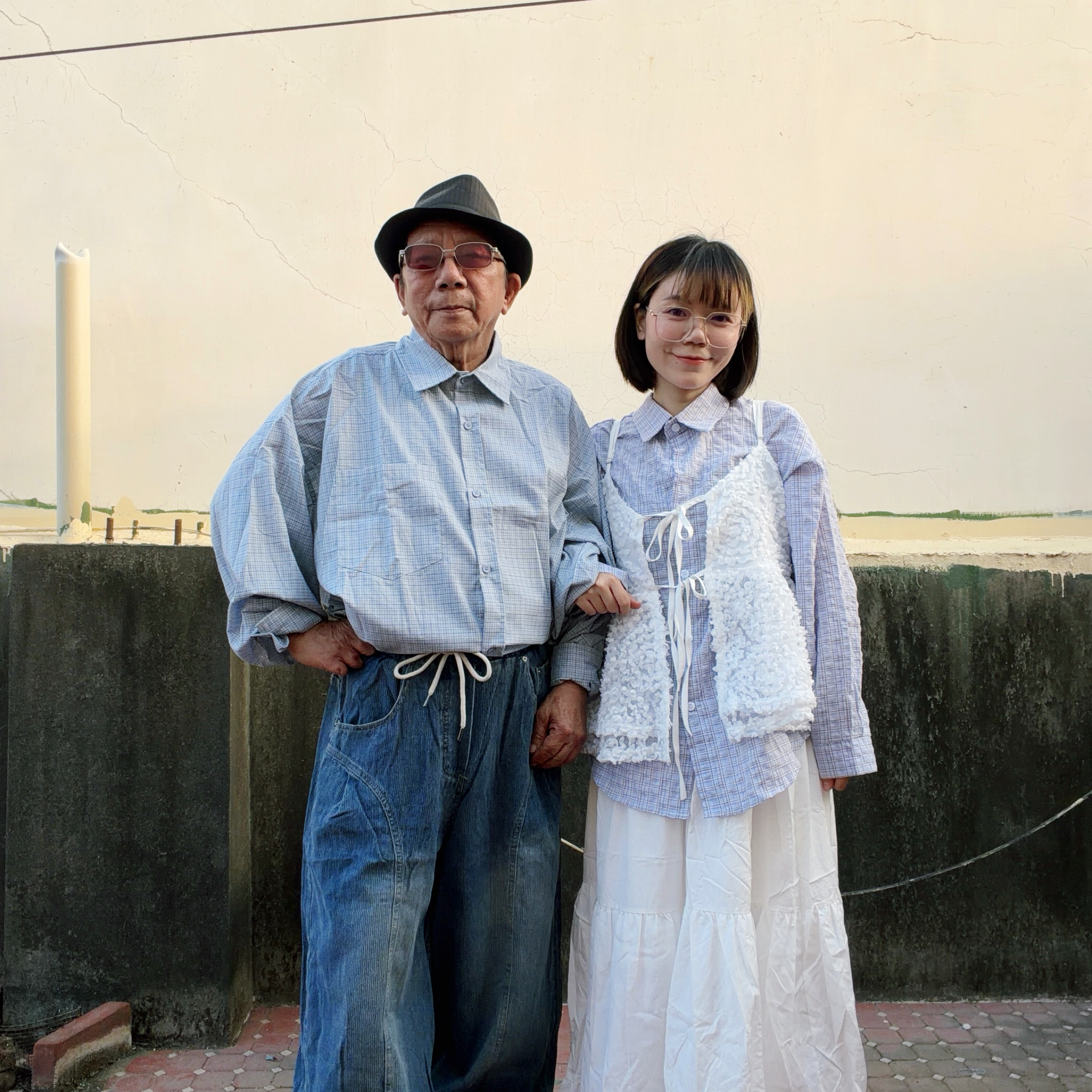 綁帶鬆緊線條感彎刀褲